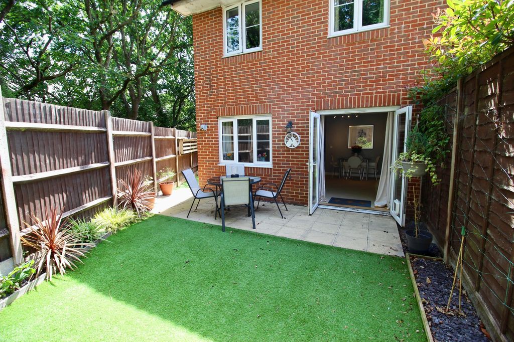 Property photo 3 of 14