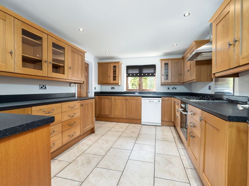 Property photo 2 of 18 Photo 8