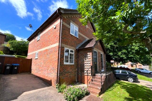 Property photo 1 of 21