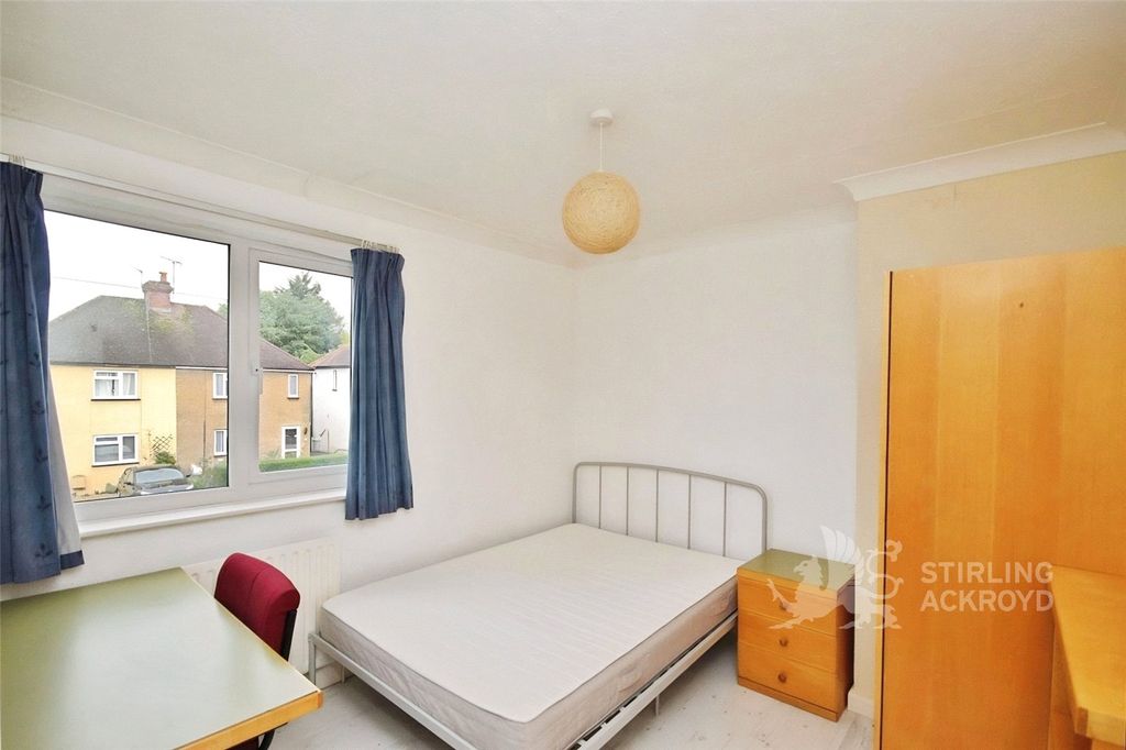 Property photo 3 of 8 Bedroom