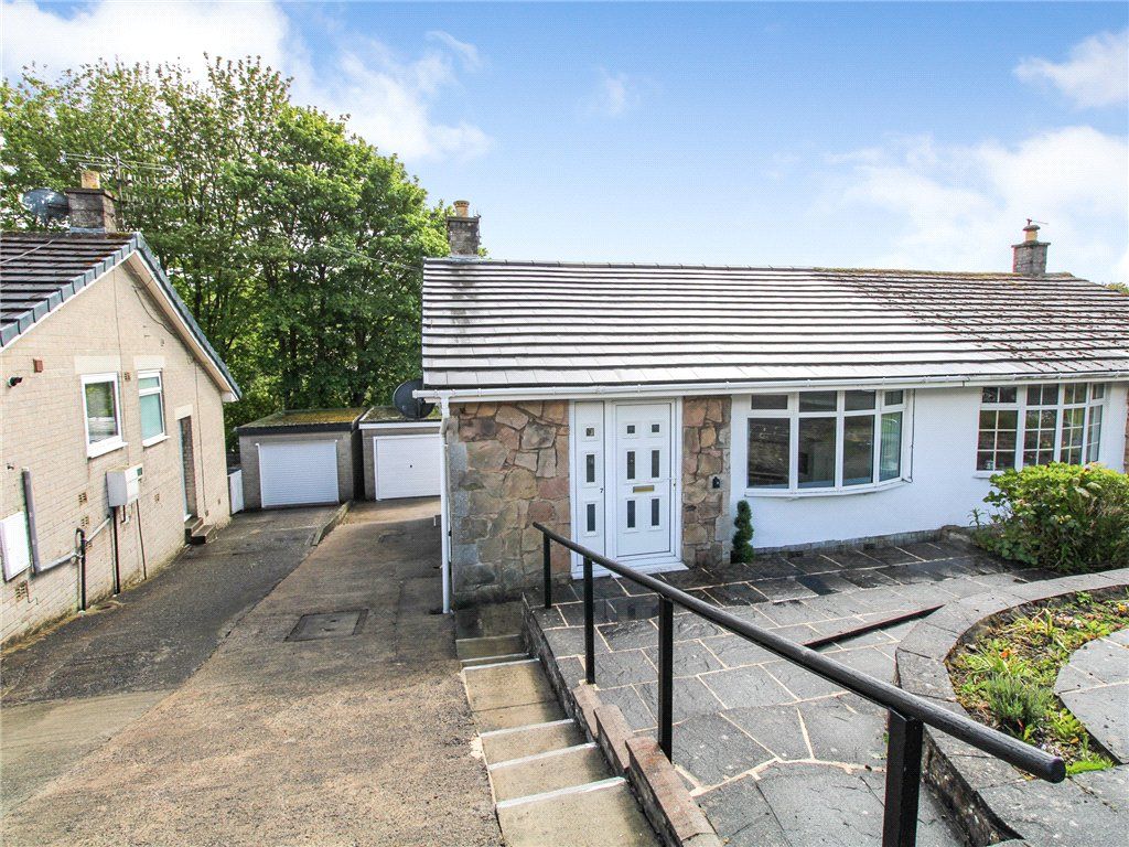 Property photo 1 of 9 External