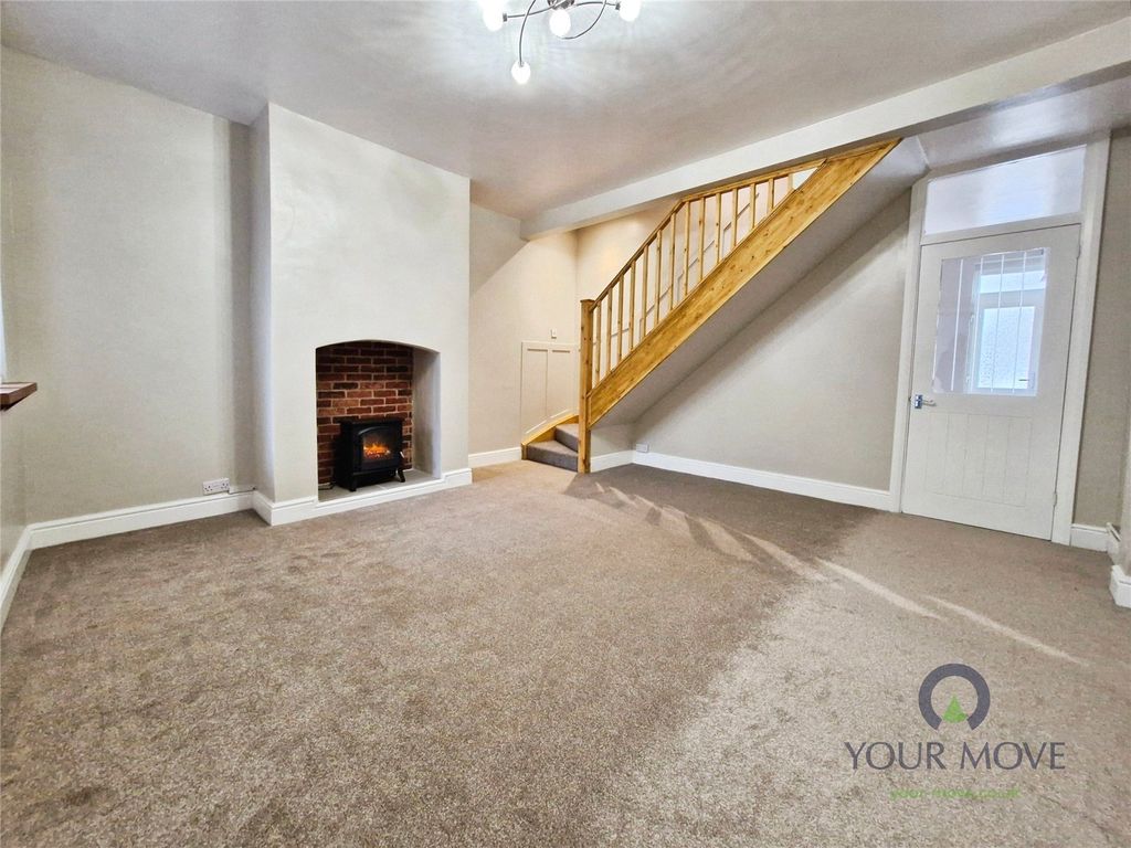 Property photo 3 of 21 Lounge