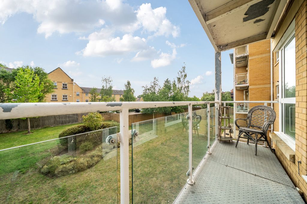 Property photo 2 of 19 Balcony