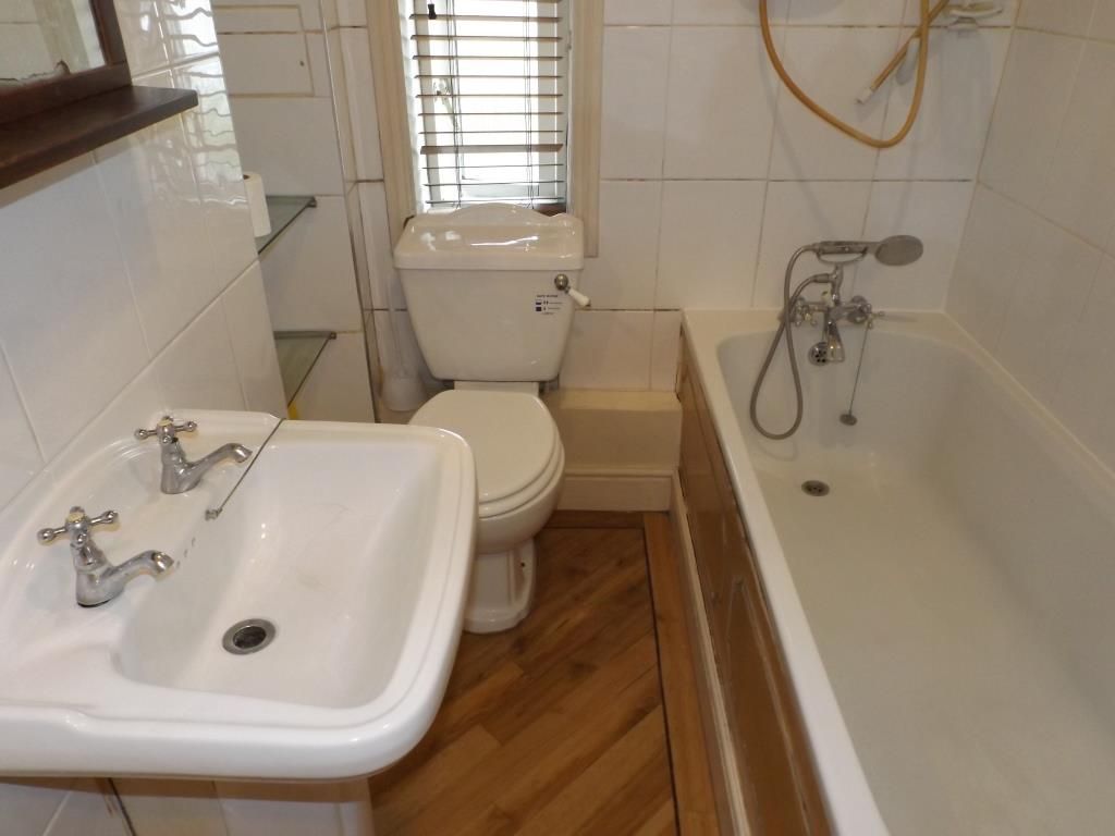 Property photo 2 of 5 Bathroom