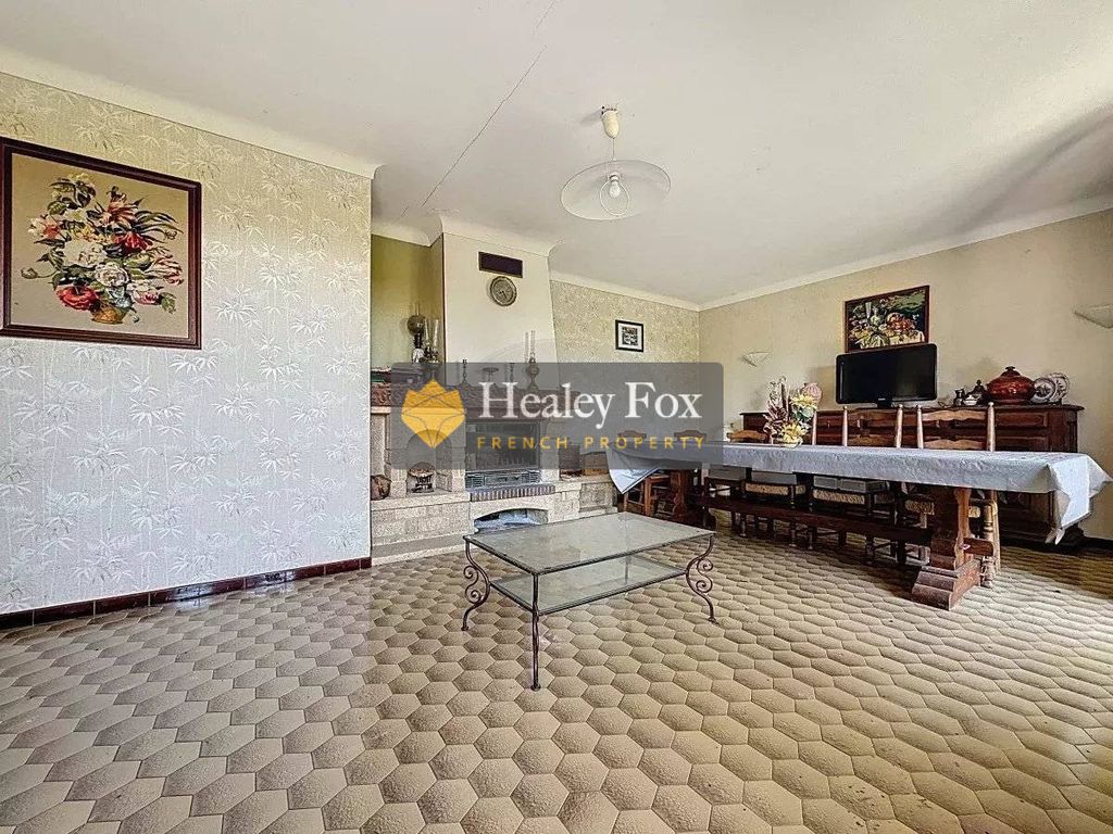 Property photo 2 of 19 A4Da14437Ac8ee4A5081Dd2E43ba2Ae3