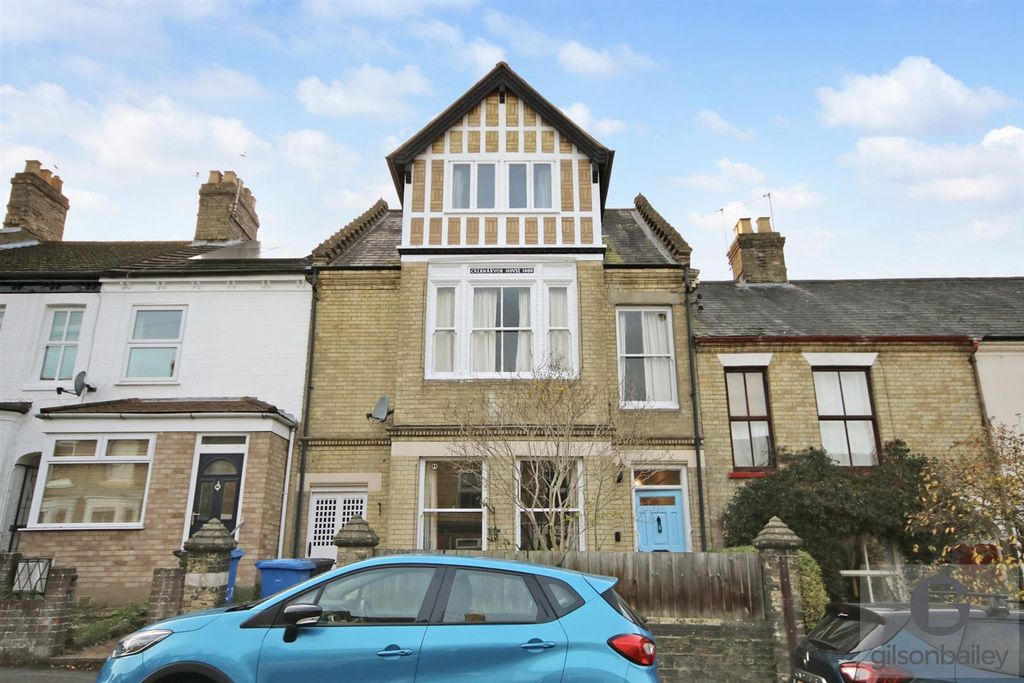 Property photo 1 of 32 25-Img_8795Dp.Jpg