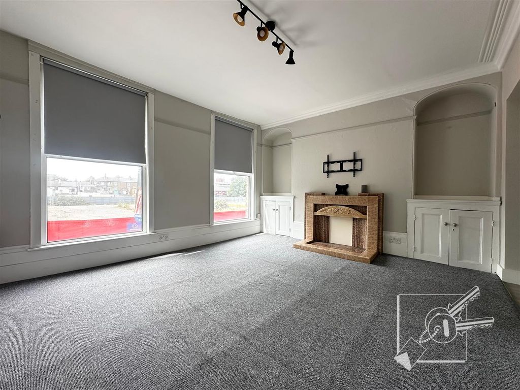 Property photo 2 of 15 Living Room