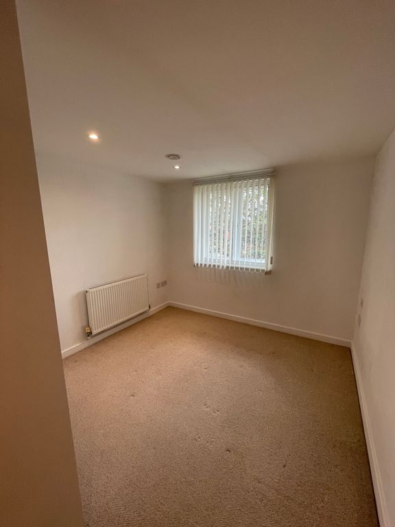 Property photo 3 of 16 Photo 2