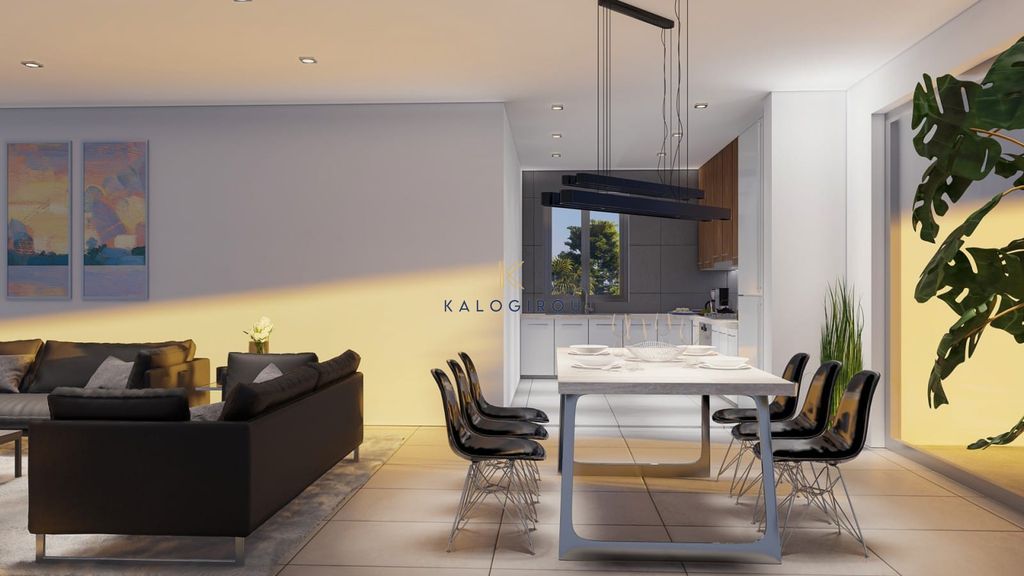 Property photo 2 of 26