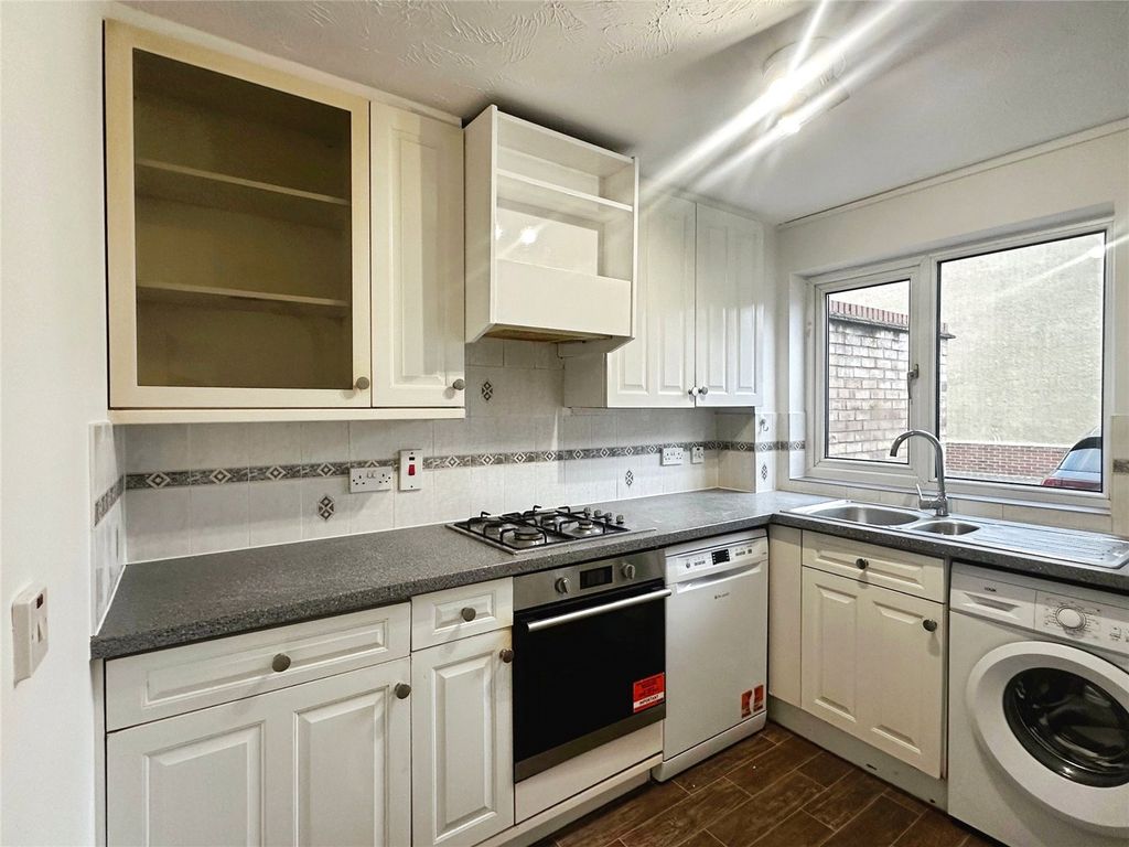 Property photo 3 of 13 Picture No. 26