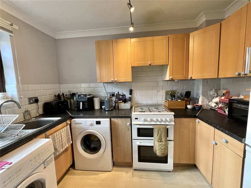 Property photo 2 of 10 Picture No. 07