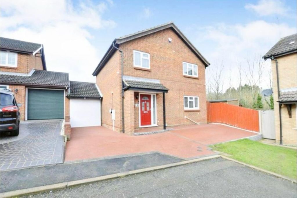 Property photo 1 of 36