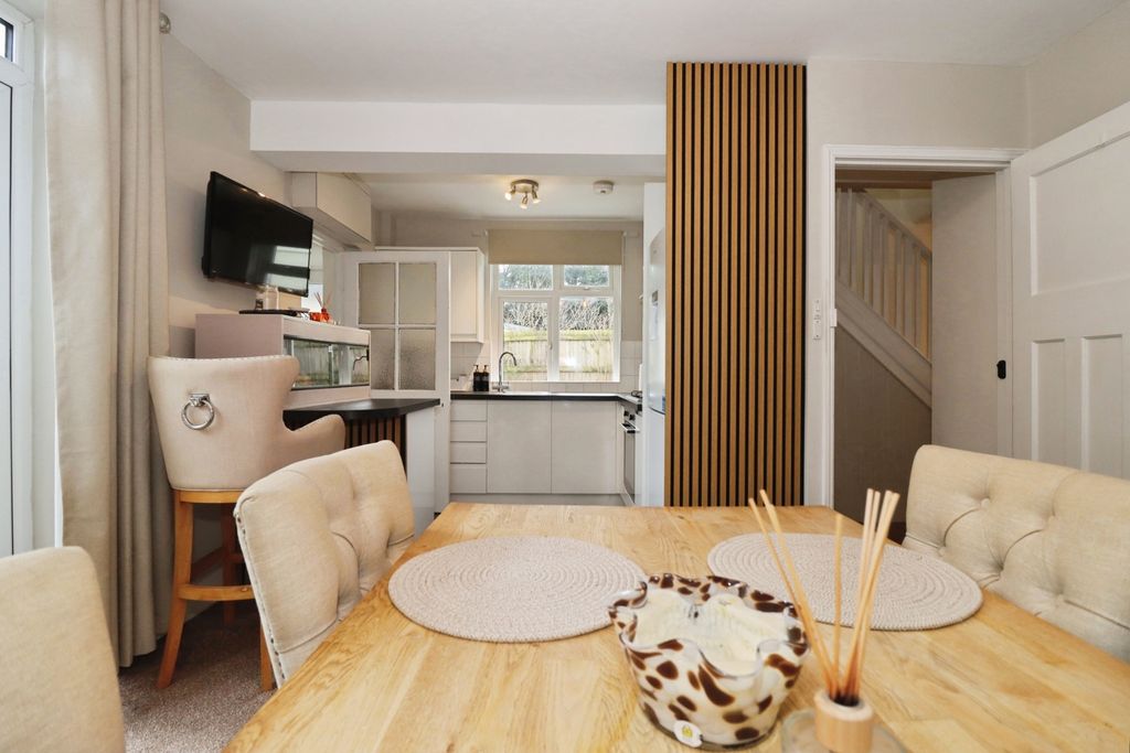 Property photo 2 of 18 Dining