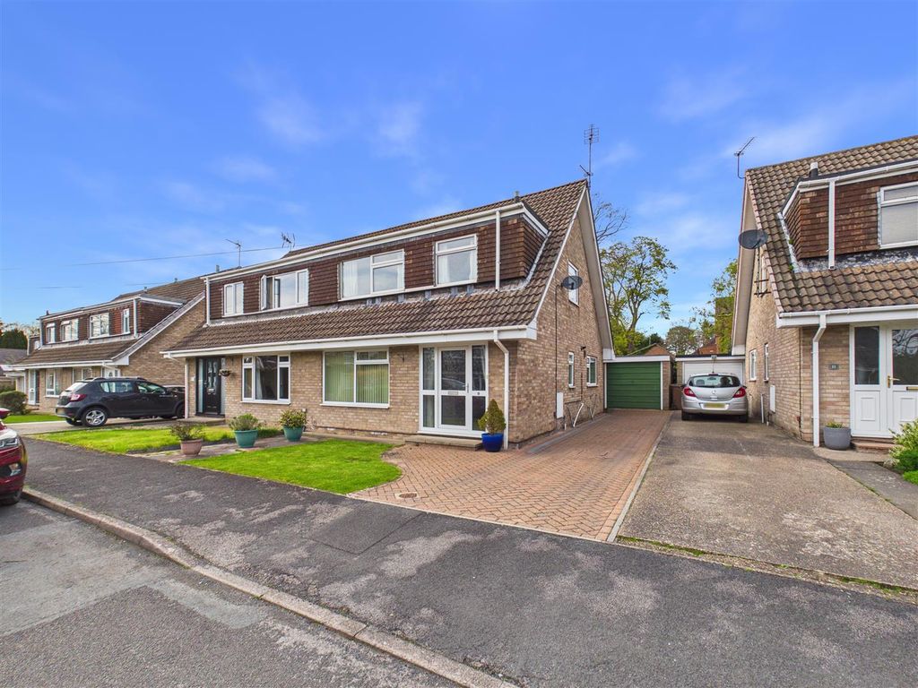 Property photo 1 of 15 Front