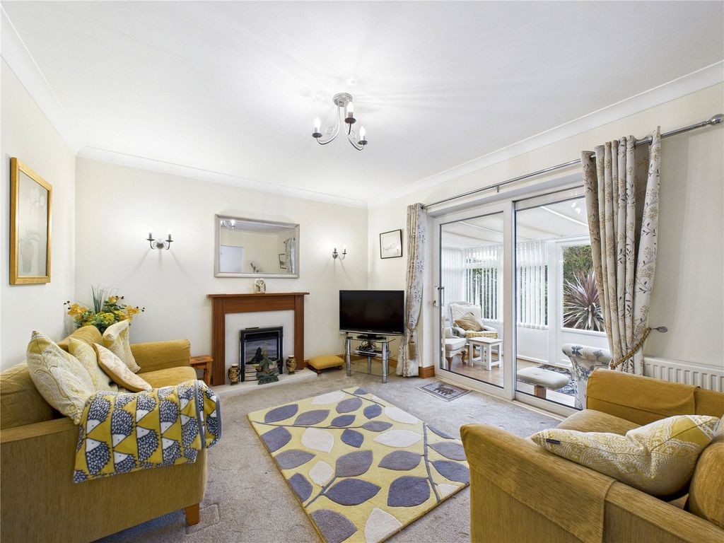 Property photo 3 of 26 Picture No. 13