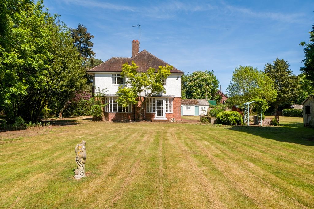 Property photo 1 of 36
