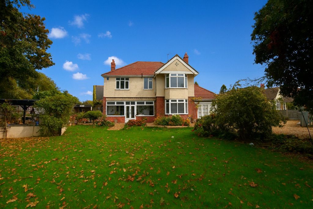 Property photo 1 of 25 Picture No. 19