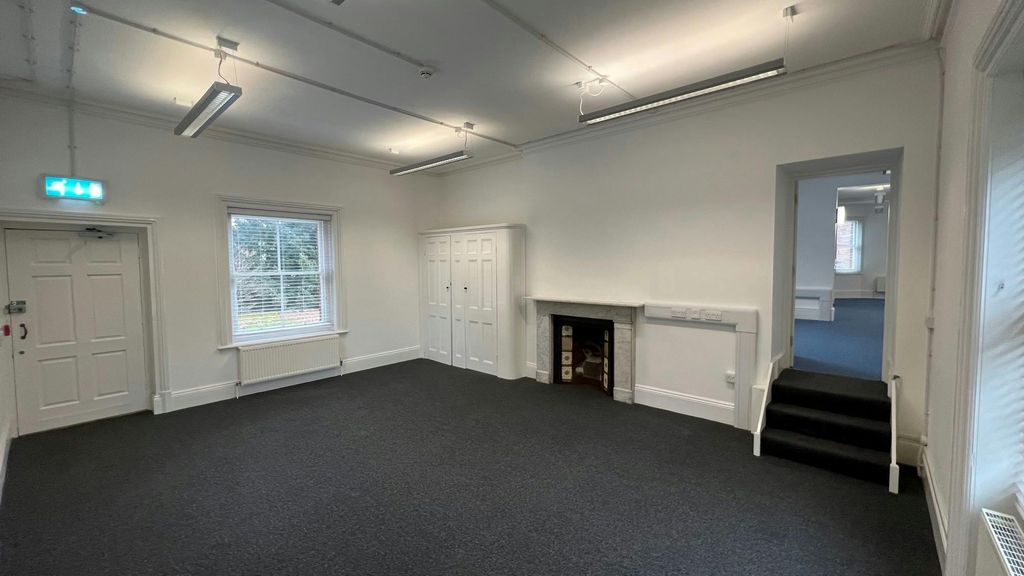 Property photo 3 of 7 6.Jpg