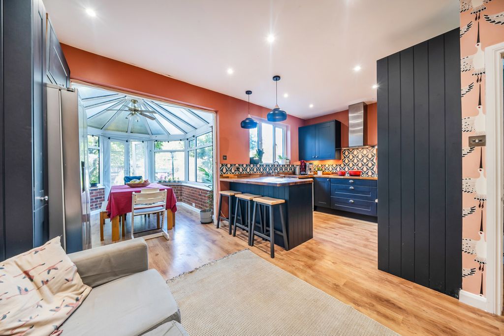 Property photo 2 of 19 Reception Room