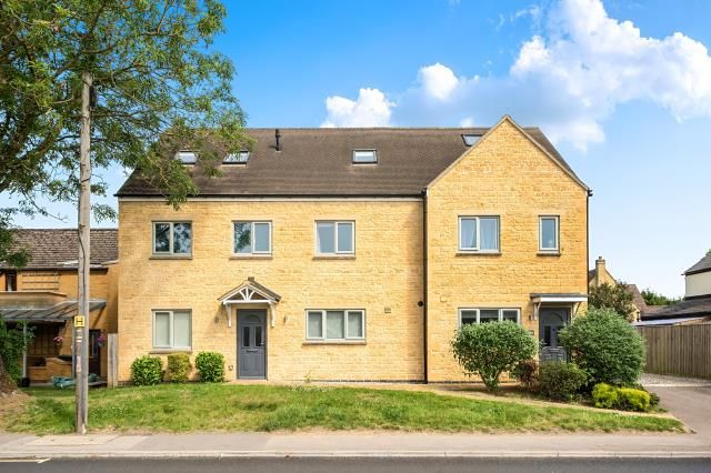 Property photo 1 of 16 External View