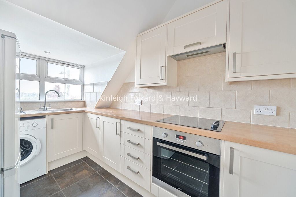 Property photo 3 of 9 Picture No. 04