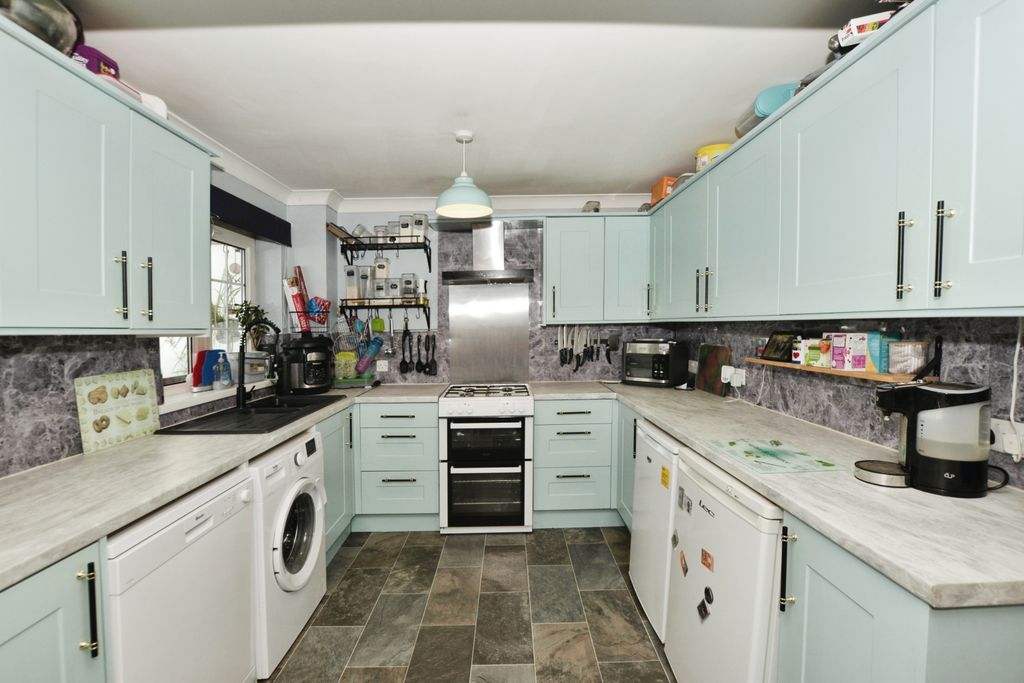 Property photo 3 of 15 Photography