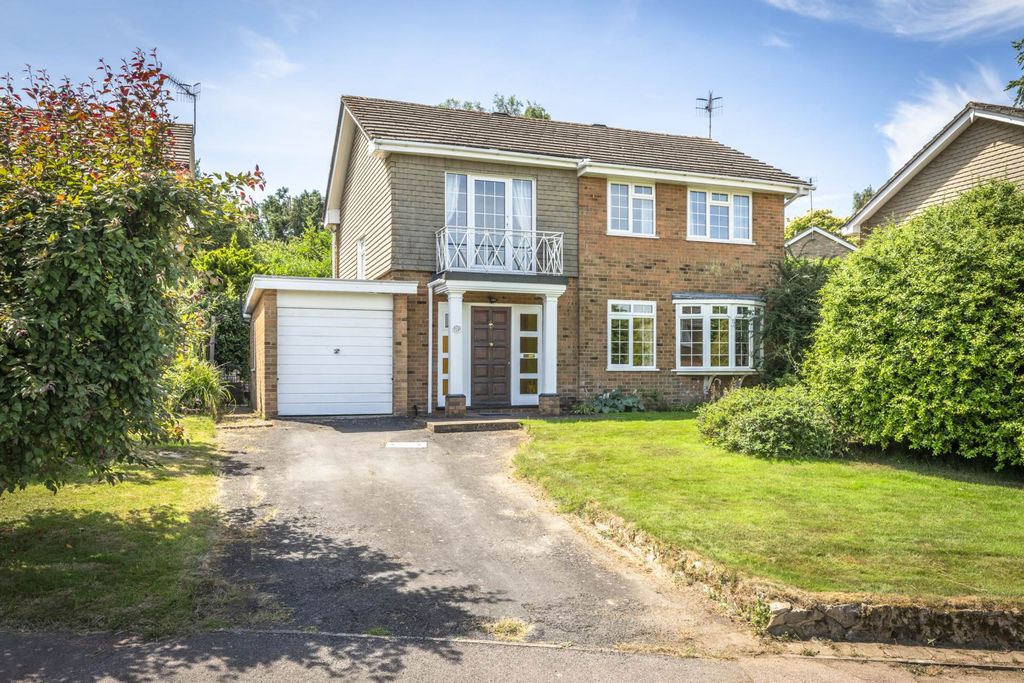 Property photo 1 of 18