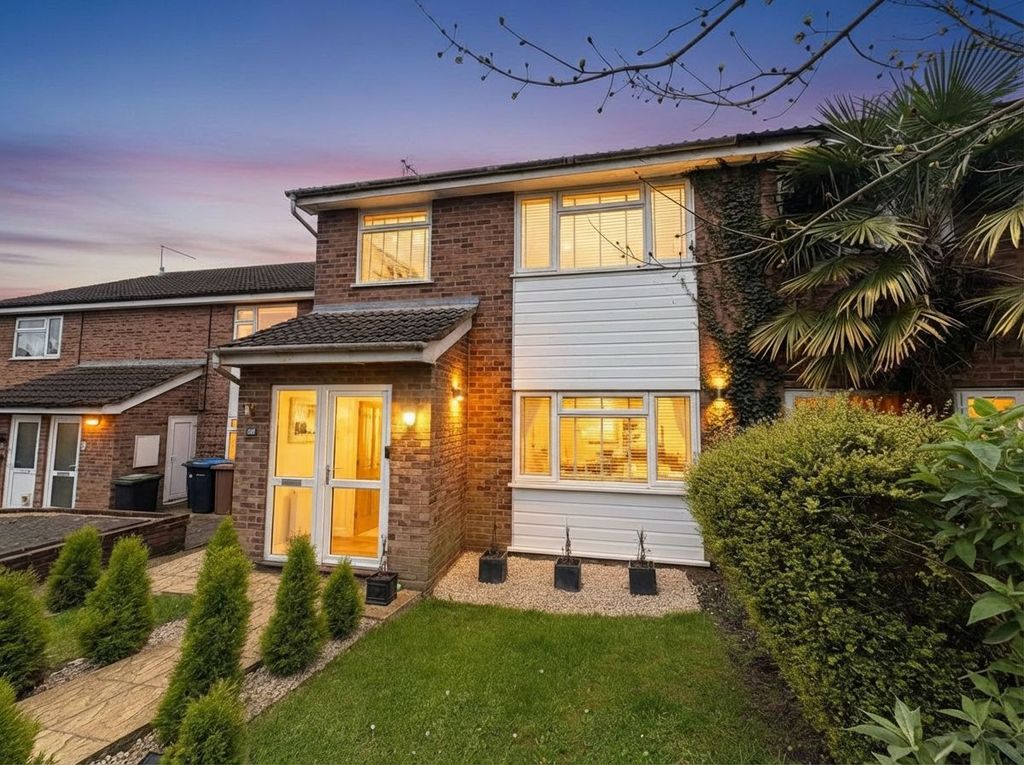 Property photo 1 of 12