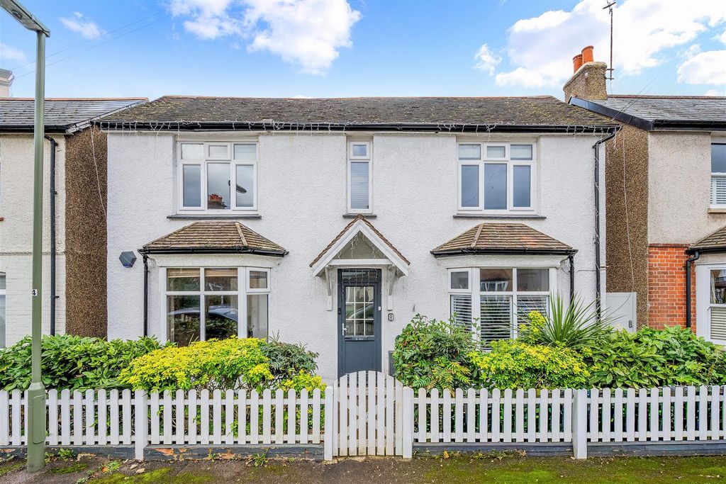 Property photo 1 of 20 Ferndale Road, 54  (20).Jpg