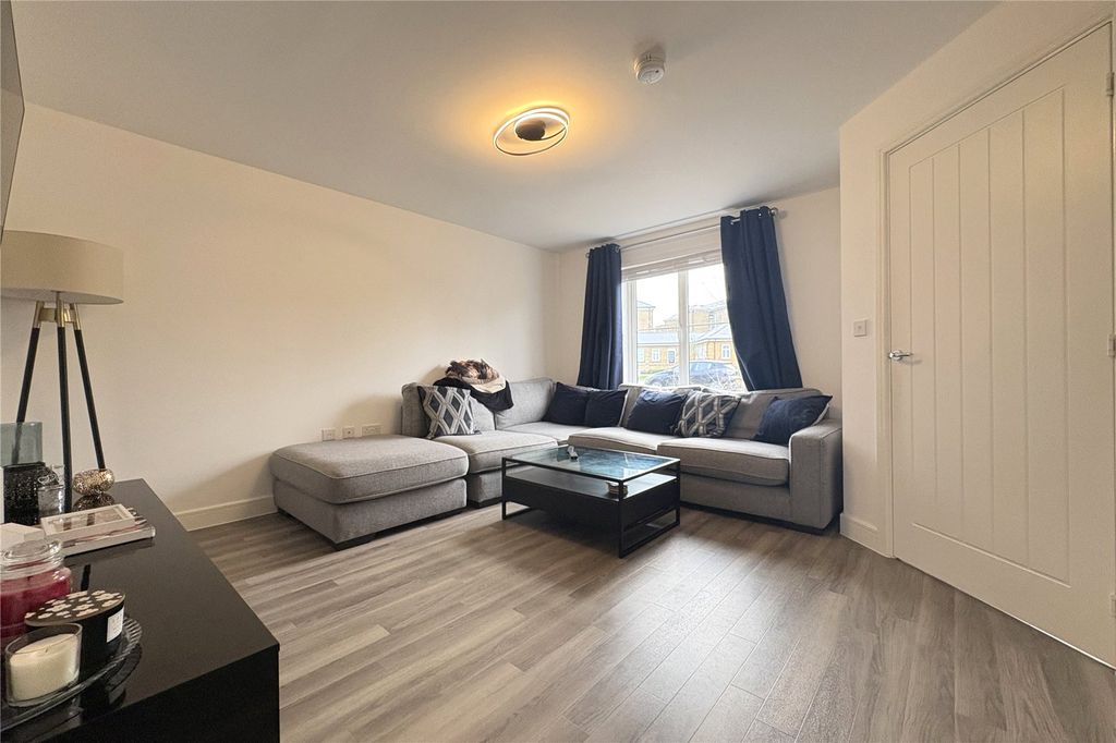 Property photo 3 of 12 Picture No. 04