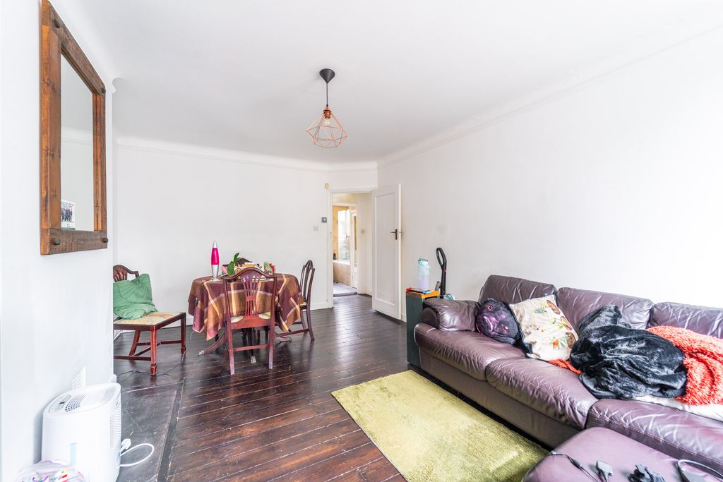 Property photo 2 of 9 Mba07564