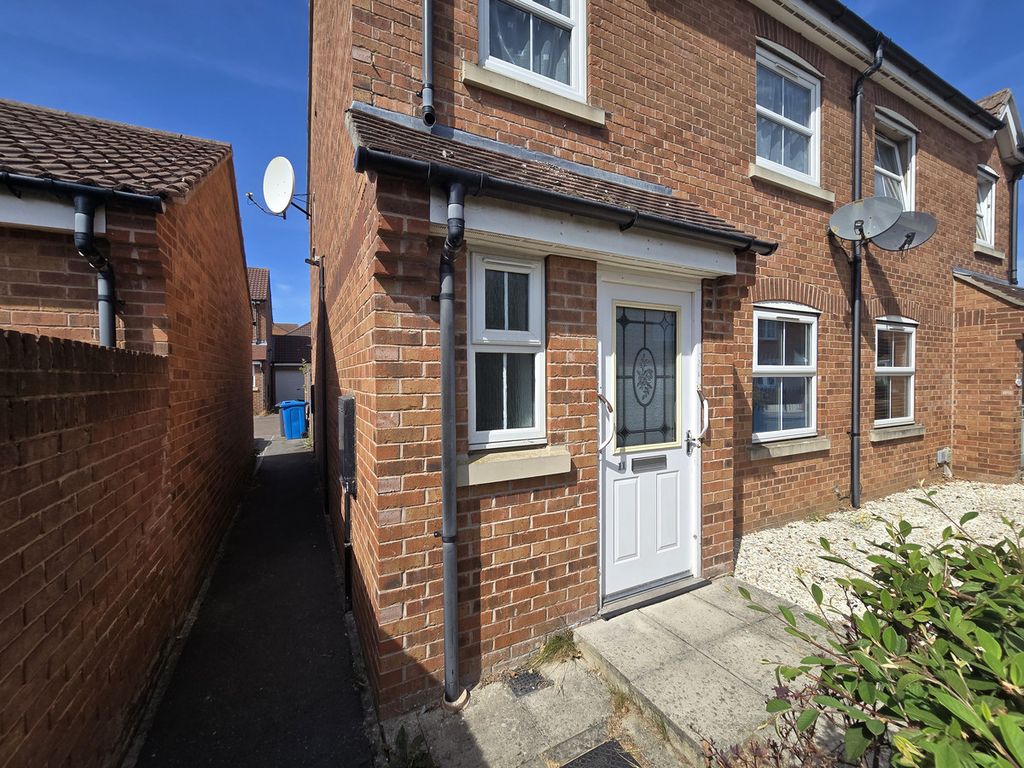 Property photo 2 of 24