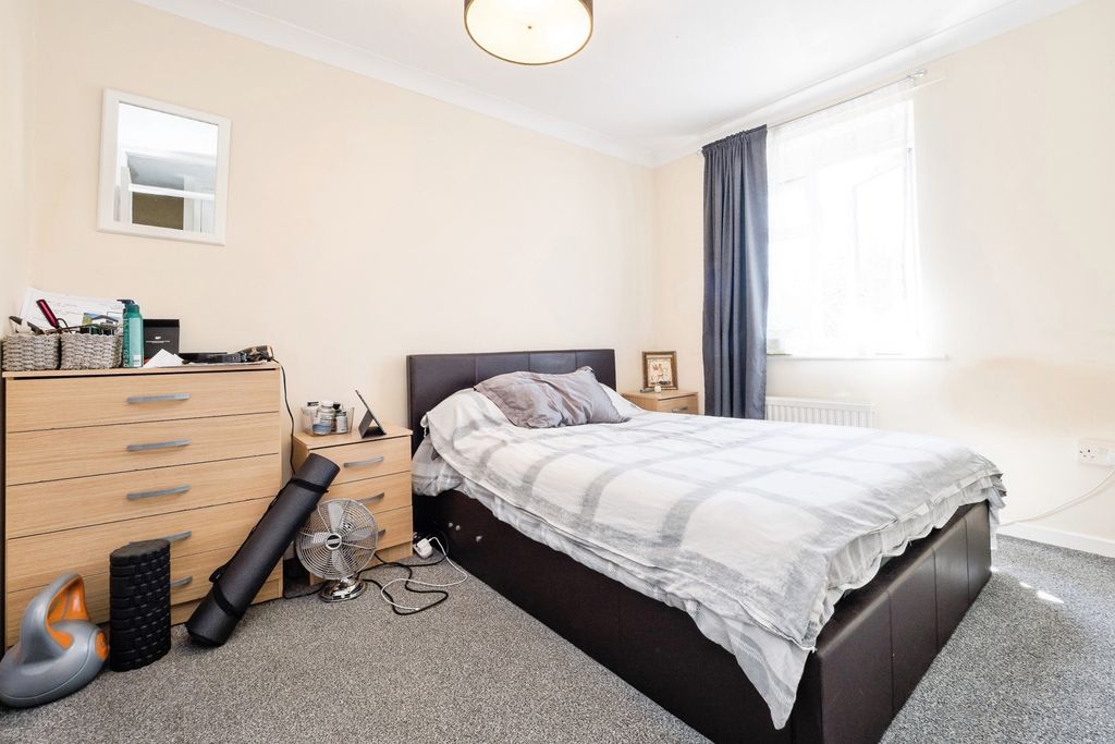 Property photo 2 of 20 Pbox-Img.Jpg