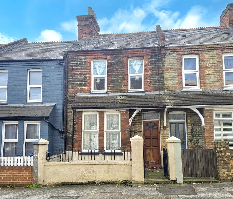 Property photo 1 of 17