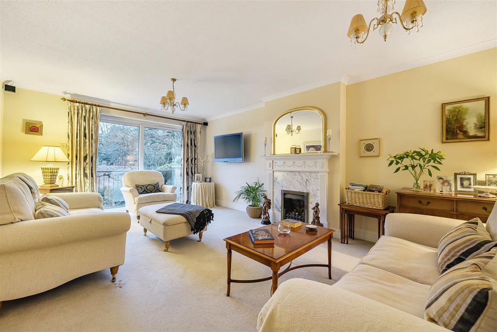 Property photo 2 of 25 1383841-10-693c42Ae5Fe94.Jpg