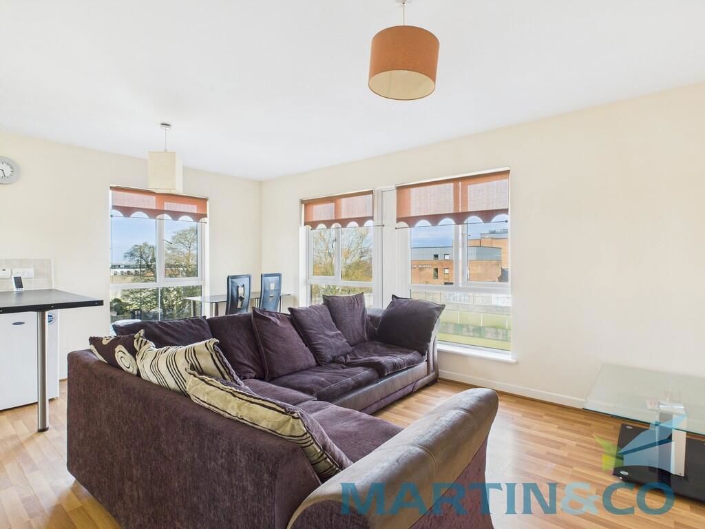 Property photo 2 of 13
