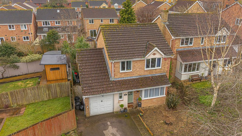 Property photo 1 of 34