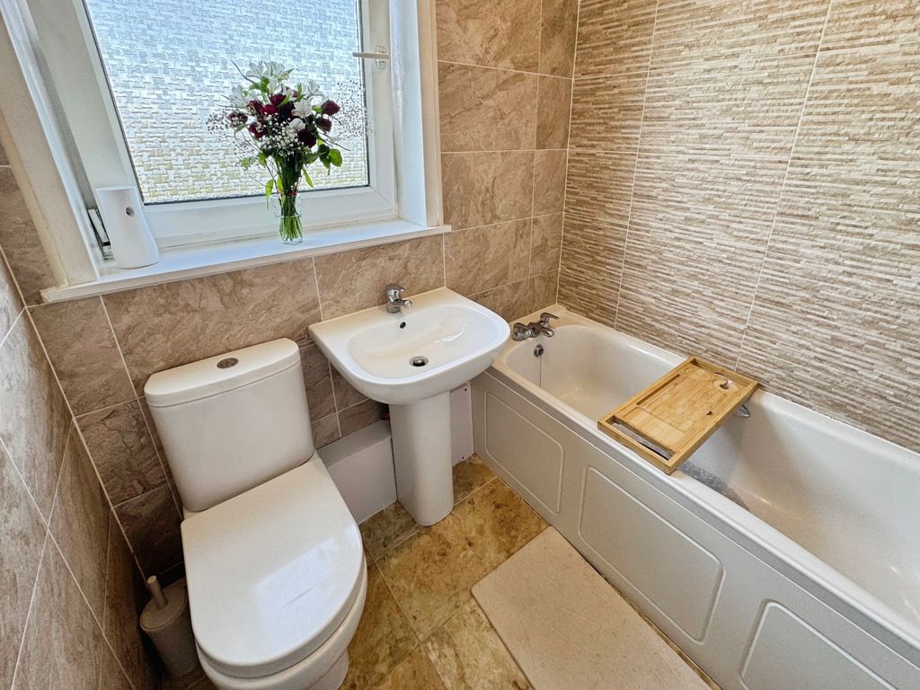 Additional image 14 of 3 bed flat for saleSalisbury Place, Clydebank G81