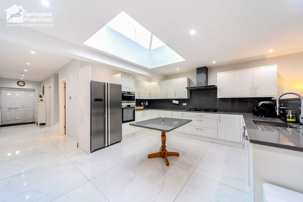 Property photo 3 of 22 Image 3