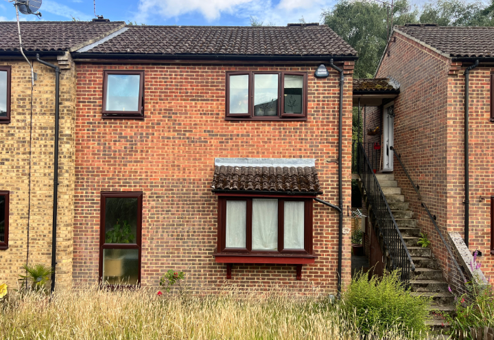 Property photo 1 of 8