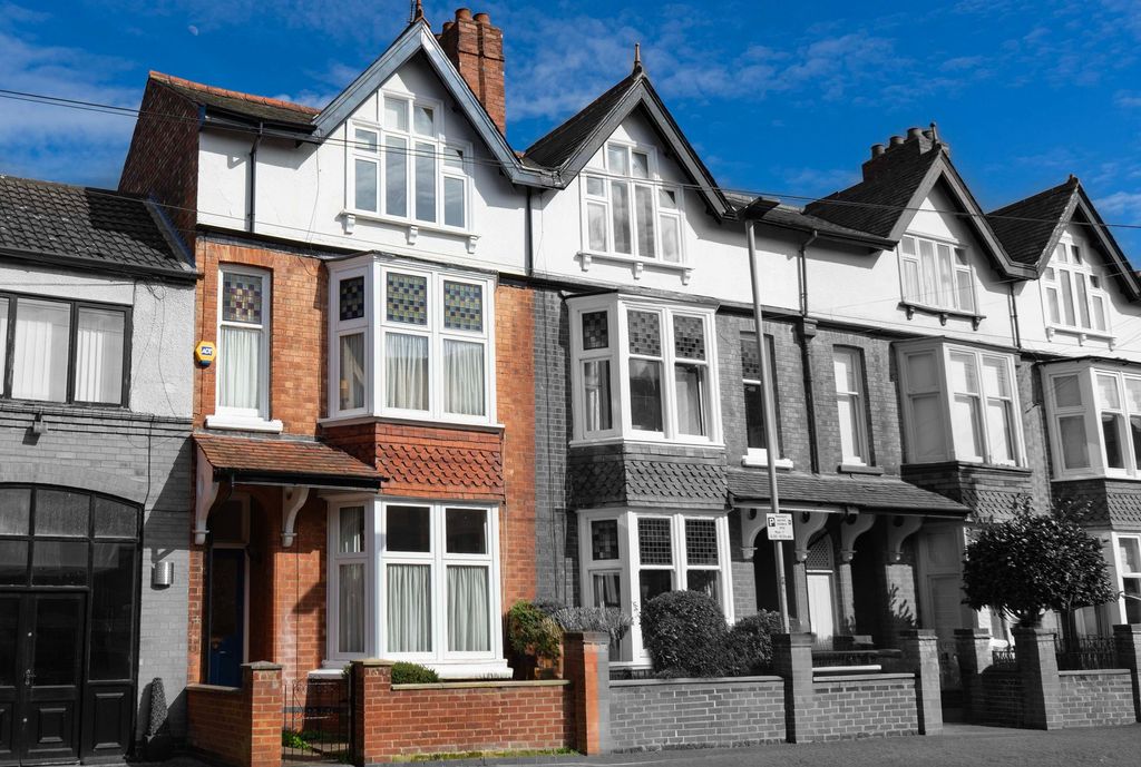 Property photo 1 of 27