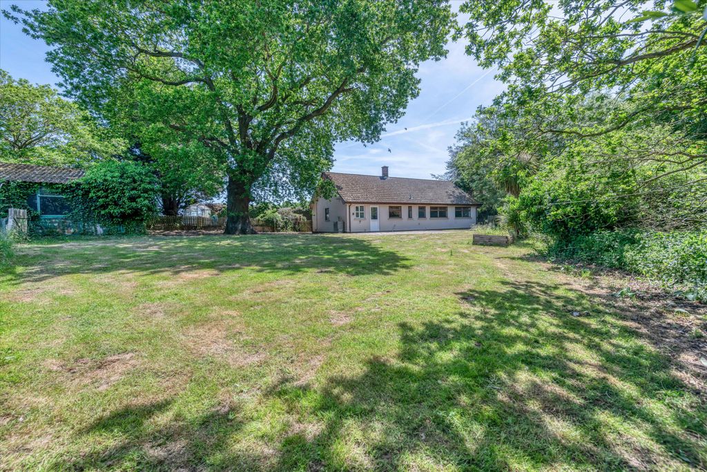 Additional image 18 of 6 bed farm for saleTattingstone, Ipswich, Suffolk IP9