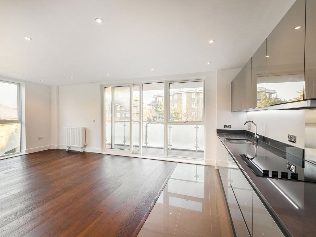 Property photo 3 of 13 Chancer House