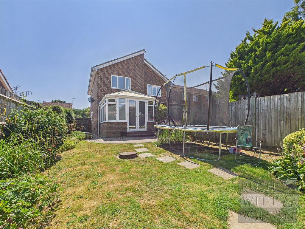 Property photo 2 of 14