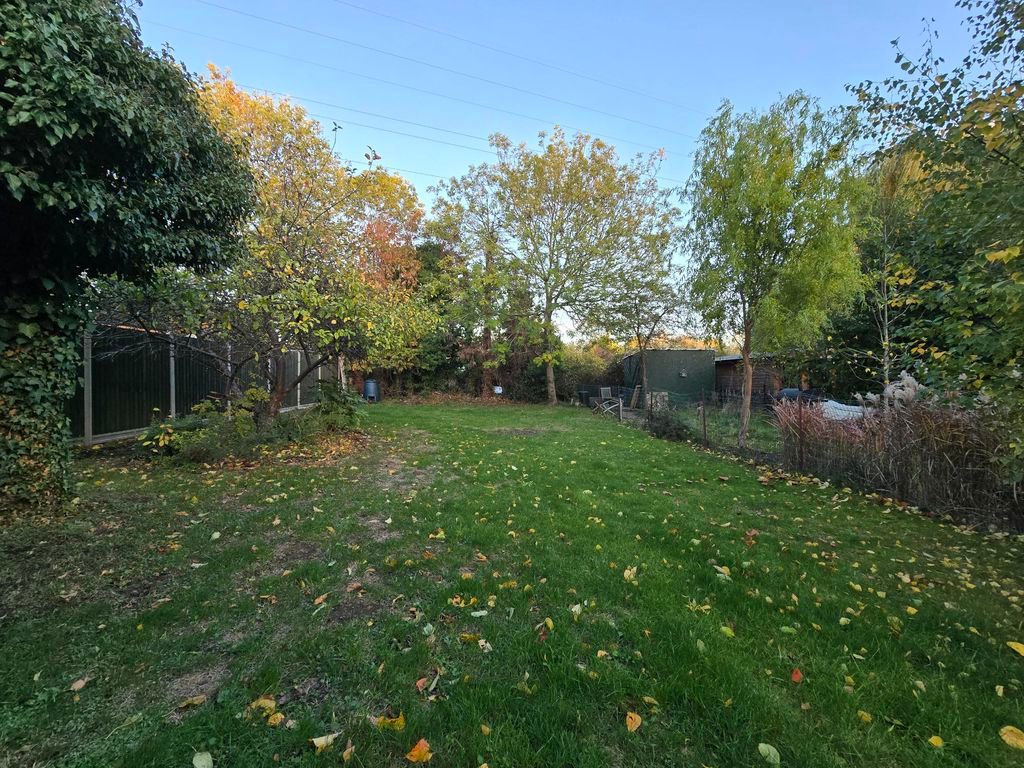 Property photo 3 of 19 Photo 6