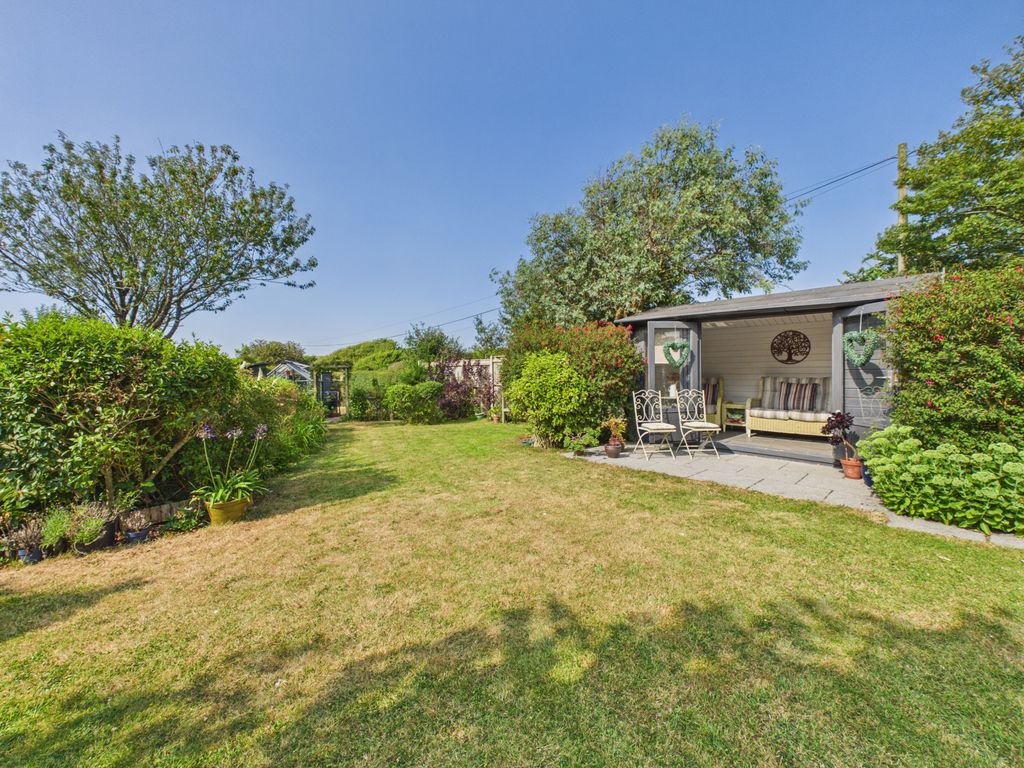 Property photo 3 of 23