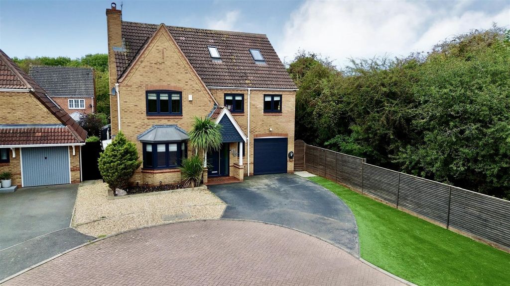 Property photo 1 of 49 1