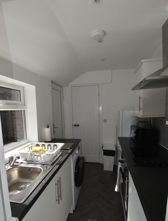 Property photo 2 of 15 Kitchen