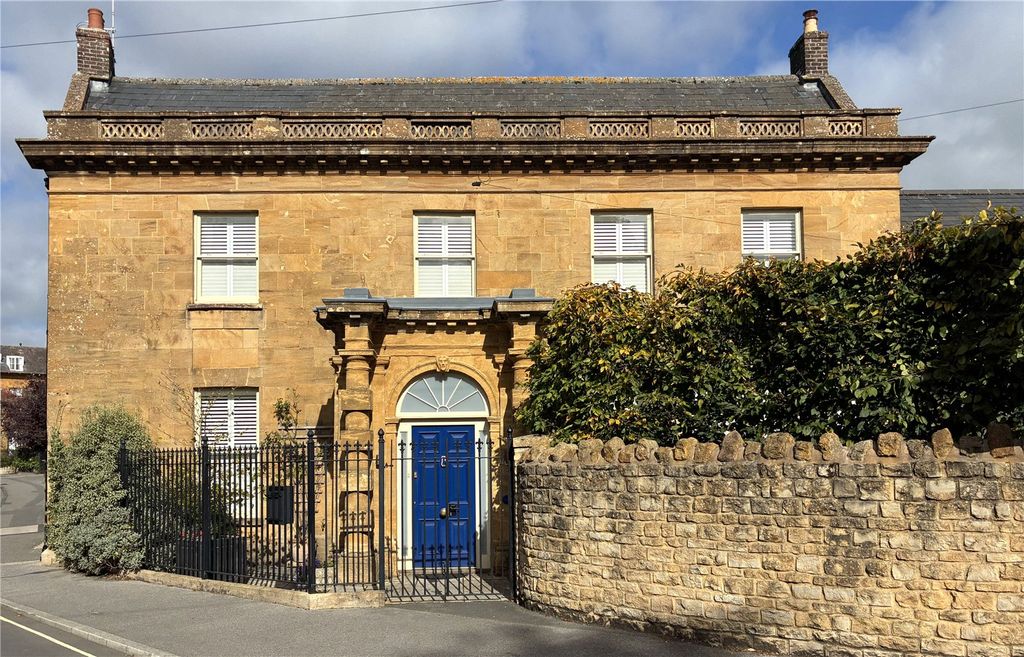 Property photo 1 of 21 Picture No. 74