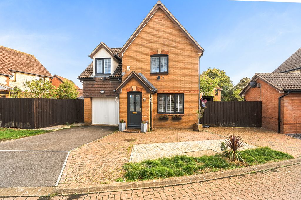 Property photo 1 of 24 152982323